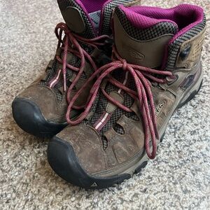 KEEN Brown and Pink Hiking Boots